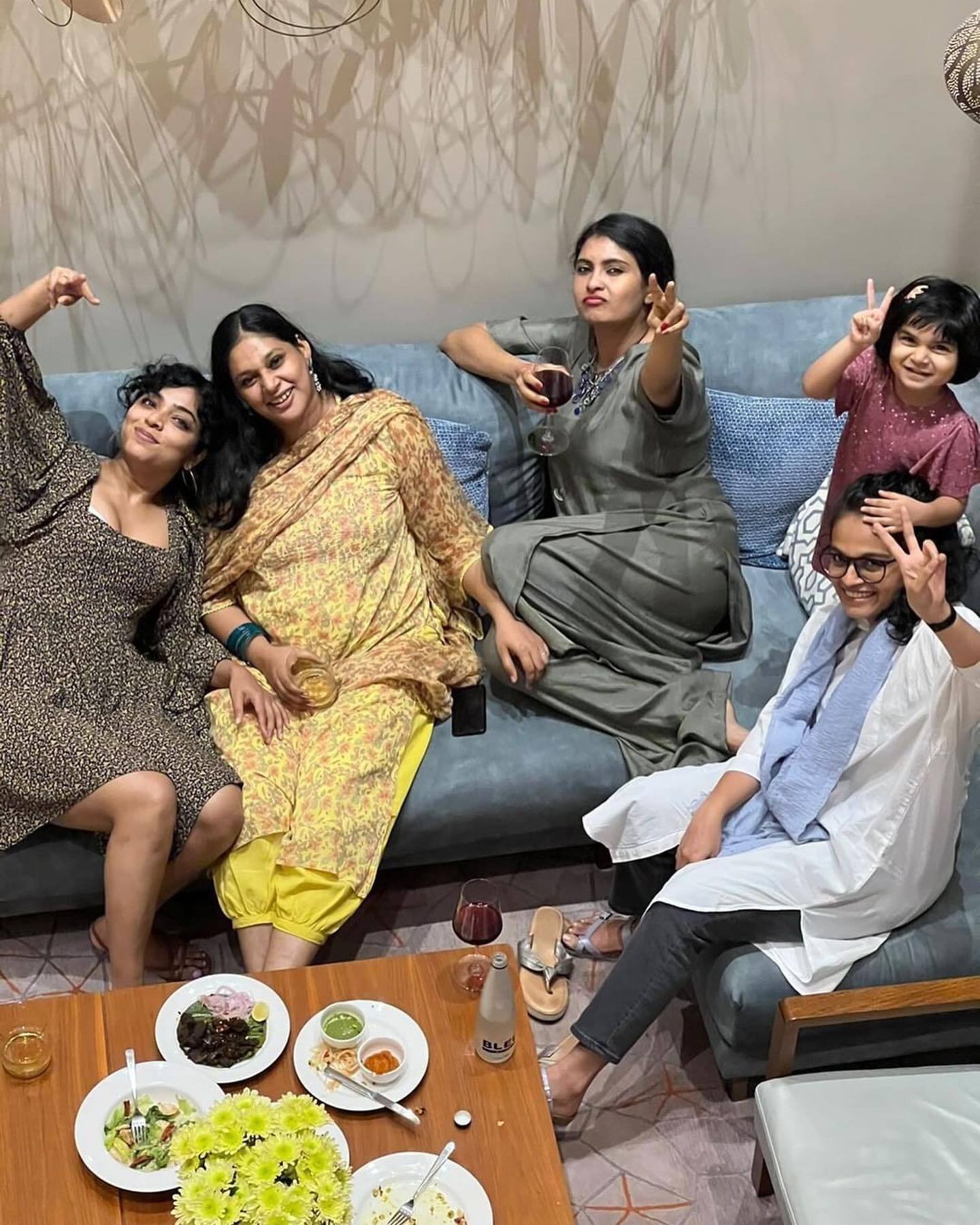 കൊവിഡ് മുക്തയായി; വര്‍ക്കൗട്ട് തുടങ്ങി റിമ കല്ലിങ്കല്‍.. കൂടെ ഒരു ഉപദേശവും- ചിത്രങ്ങള്‍