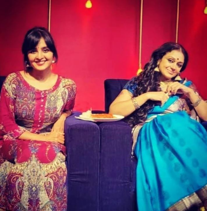 അയിഷയില്‍ മഞ്ജു വാര്യർ ഡാന്‍സ് കളിച്ച് തകർക്കും: പഠിപ്പിക്കാനെത്തിയത് പ്രഭുദേവ