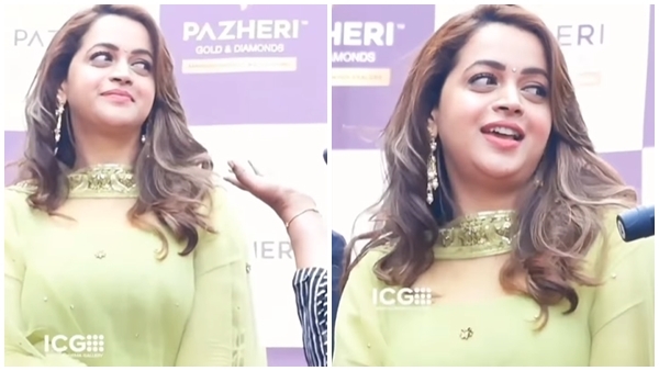  'നൃത്തം ചെയ്യുമ്പോൾ എന്ത് സുന്ദരിയാണ് ഭാവന'..നടിയുടെ കിടിലൻ ഡാൻസ്.... ഏറ്റവും പുതിയ ചിത്രങ്ങൾ വൻ വൈറൽ 