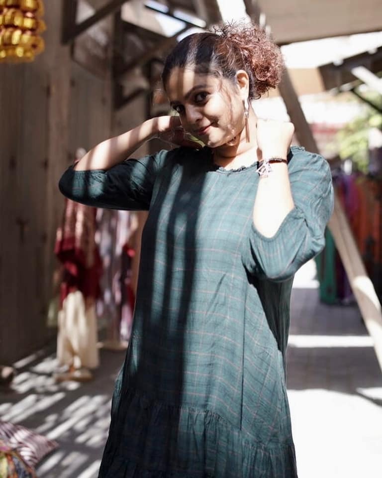 പാന്റ് എവിടെയെന്ന് 'ചൊറി കമന്റ്'; കലക്കന്‍ മറുപടി നല്‍കി അശ്വതി ശ്രീകാന്ത്