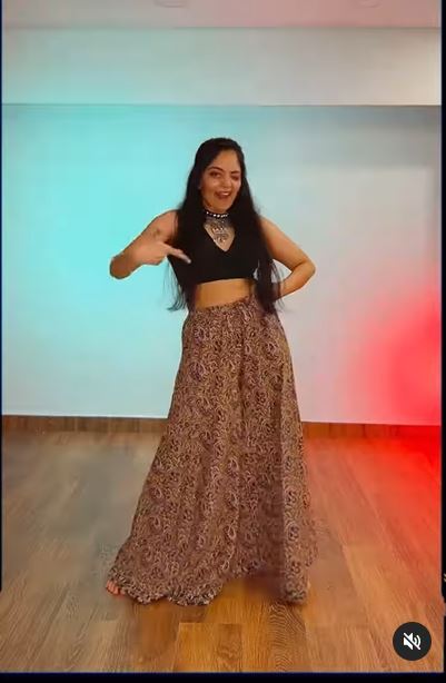 തകർപ്പന്‍ ഡാന്‍സ് ചുവടുകളുമായി അഹാന കൃഷ്ണ: നിമിഷ നേരം കൊണ്ട് വൈറല്‍