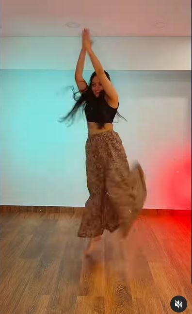 തകർപ്പന്‍ ഡാന്‍സ് ചുവടുകളുമായി അഹാന കൃഷ്ണ: നിമിഷ നേരം കൊണ്ട് വൈറല്‍