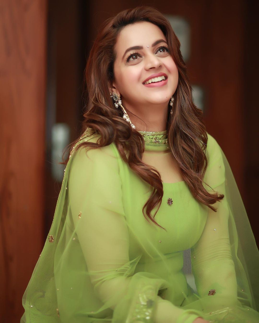 'മേക്കപ്പോ'.. അത് ഞാൻ തന്നെയെന്ന് ഭാവന, ഗ്രീൻ ആപ്പിളെന്ന് ആരാധകർ, വൈറൽ ചിത്രങ്ങൾ കാണാം