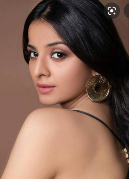  'सपने सुहाने लड़कपन ..'  की सीधी-सादी Mahima Makwana आज बन चुकी है Hot Babe