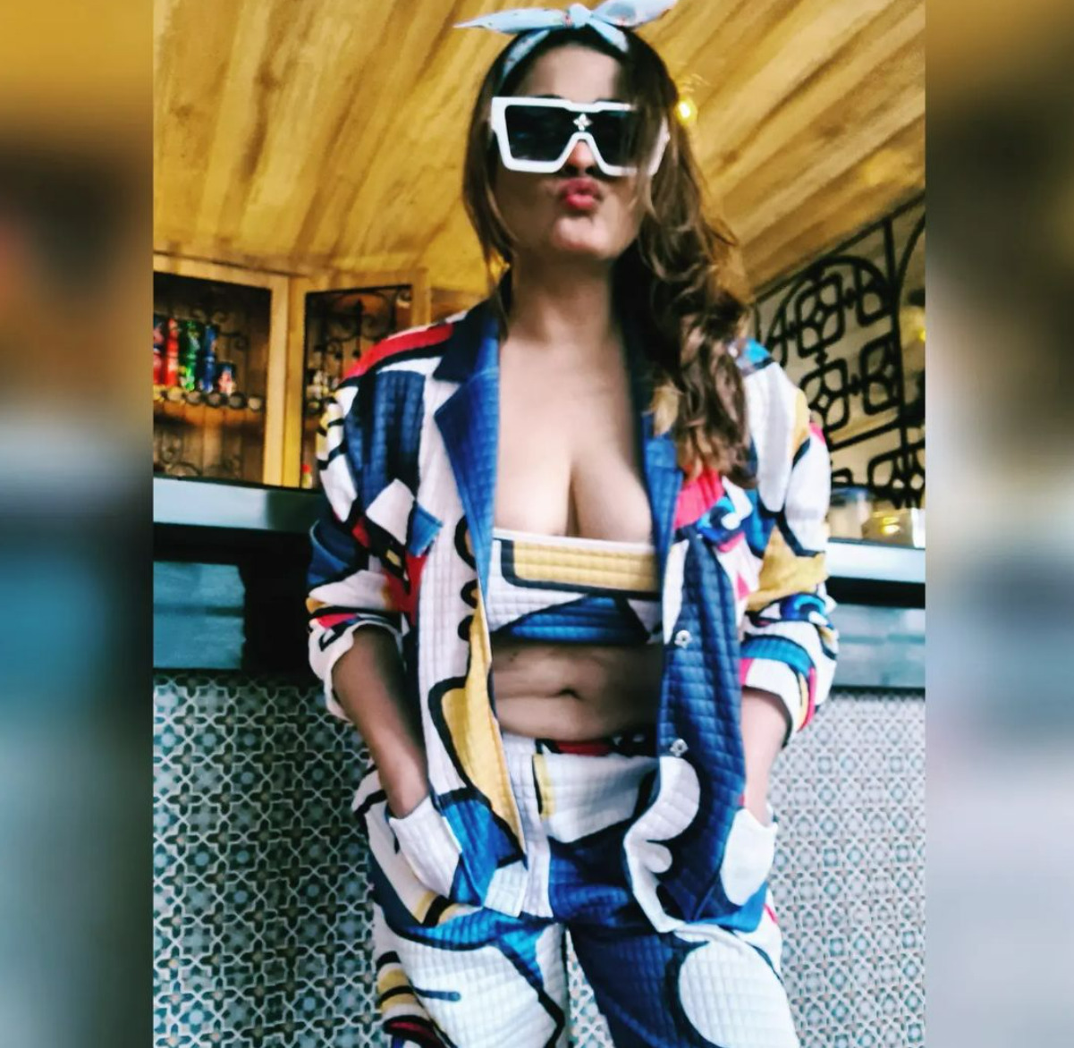 PHOTOS : எம்மாடியோ... என்ன ஒரு கவர்ச்சி...  ஏங்க வைக்கும் கிரண்... உச்சு கொட்ட வைக்கும் நச் படங்கள் இதோ!   