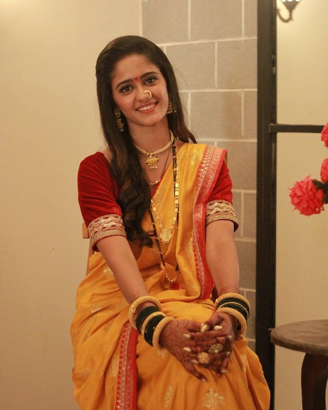 Photos: जानिए एक एपिसोड का कितना चार्ज करती हैं 'गुम हैं किसी के प्यार में' फेम सई जोशी उर्फ आयशा सिंह