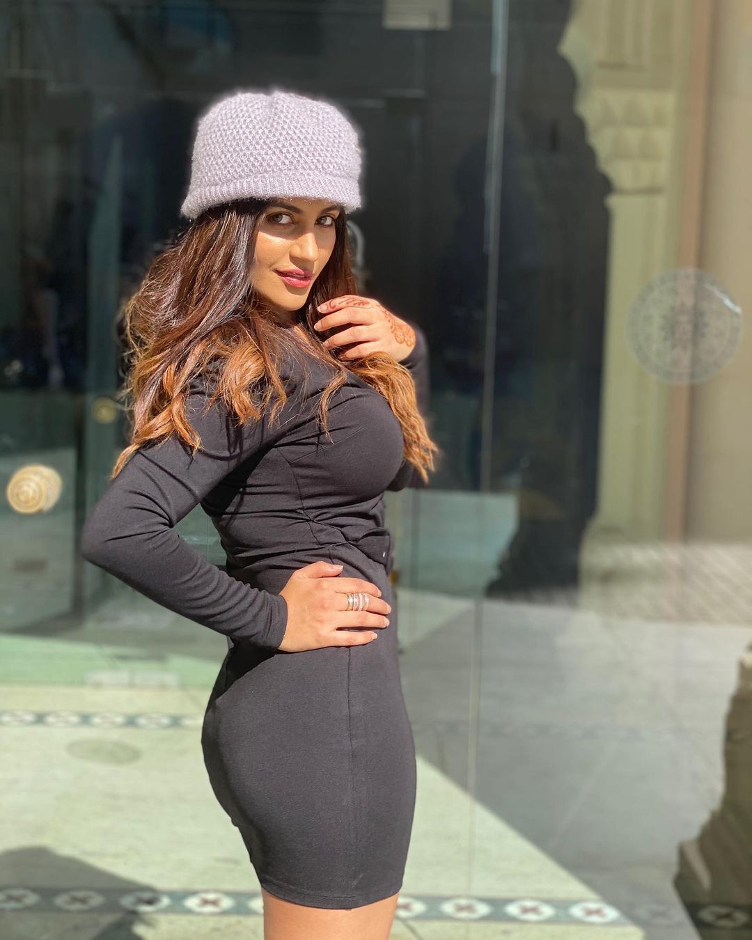 PHOTOS : மீண்டும் மீண்டும் பார்க்கத் தூண்டும் நடிகை யாஷிகாவின் நச் கவர்ச்சி படங்கள் இதோ!  