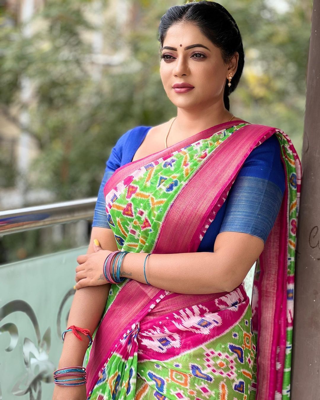 PHOTOS : ப்பா... சேலையில் சும்மா சிக்குன்னு இருக்கும் நடிகை ரேஷ்மா... சைடு ஆங்கிளில் சாய்ந்து போன ரசிகர்கள்... தெறிக்கவிடும் கவர்ச்சி படங்கள் இதோ!  