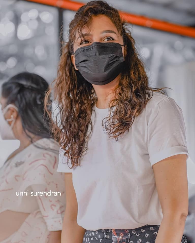  വനിതാ ദിനത്തിൽ ഫോട്ടോ പങ്കുവെച്ച് മഞ്ജു വാര്യർ....കിടിലൻ ക്യാപ്ഷനും..വളരെ ശരിയെന്ന് ആരാധകർ