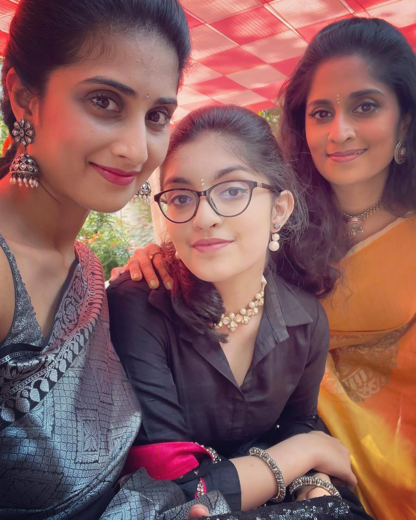 ശാലിനിയുടെ അനിയത്തിയാണോ? മകളെ കണ്ട് ആരാധകരുടെ ചോദ്യം... ചിത്രങ്ങള്‍ വൈറല്‍