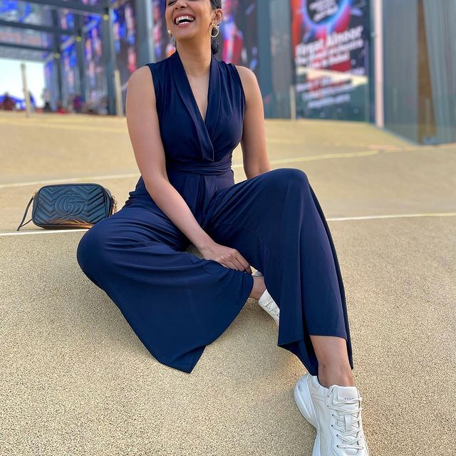 കിടിലന്‍ ലുക്കില്‍ നടി നൈല ഉഷ; വിശ്വസിക്കാന്‍ പ്രയാസമെന്ന് ആരാധകര്‍, വൈറല്‍ ചിത്രങ്ങള്‍