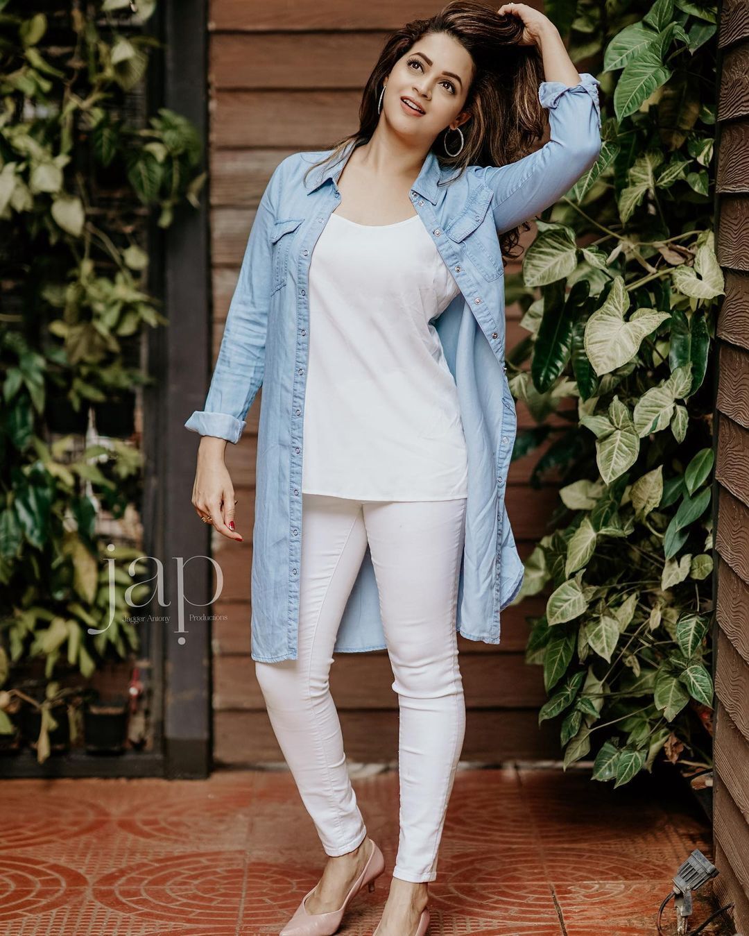  'ബ്ലൂം ആന്റ് ഗ്രോ'; കിടിലൻ ഫോട്ടോഷൂട്ടുമായി ഭാവന..ഫോട്ടോകൾ വൻ വൈറൽ..കമന്റുമായി ബർഖാ ദത്ത്