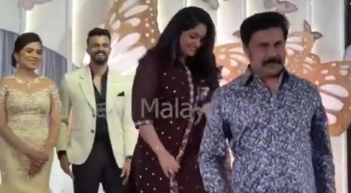 ദിലീപിന്റെ തോളിൽ കൈയ്യിട്ട് മമ്മൂട്ടി, അരികെ ചിരിയോടെ കാവ്യ, സിദ്ദിഖിന്റെ മകന്റെ വിവാഹചടങ്ങിലെ ചിത്രങ്ങൾ കാണാം