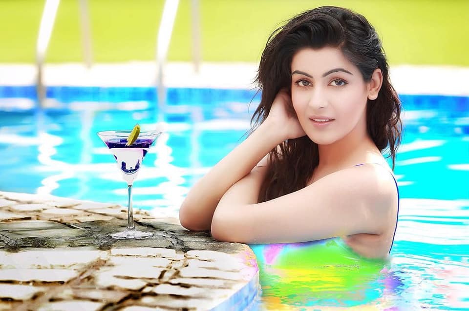 Photos: टीवी की बेहद ही बोल्ड एक्ट्रेस है ये हसीना, काफी बार करा चुकी हैं Nude फोटोशूट