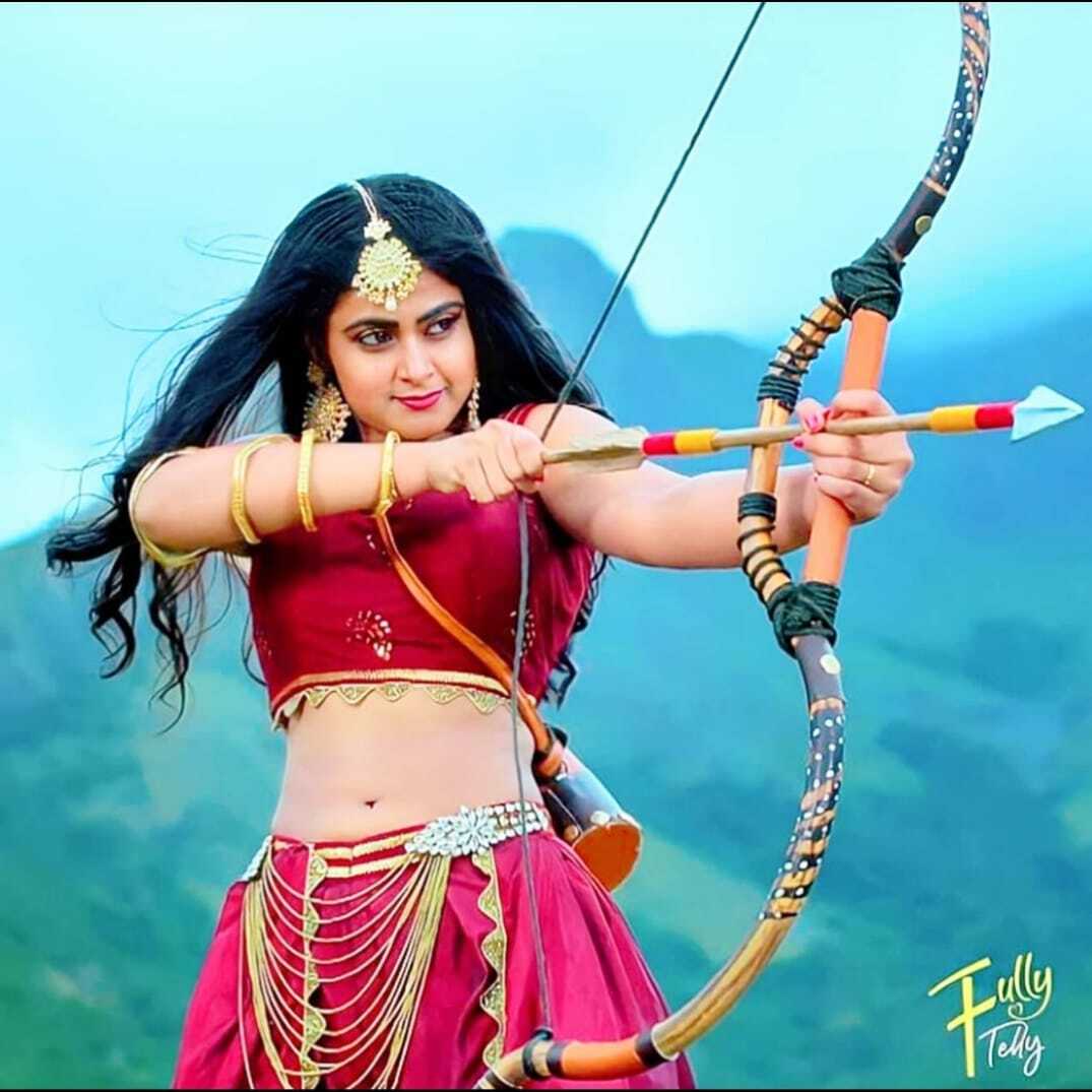 Photos: जानिए कौन हैं साउथ की सुपर एक्ट्रेस मेघाश्री जिनकी Smile पर दिल हार जाते हैं फैंस