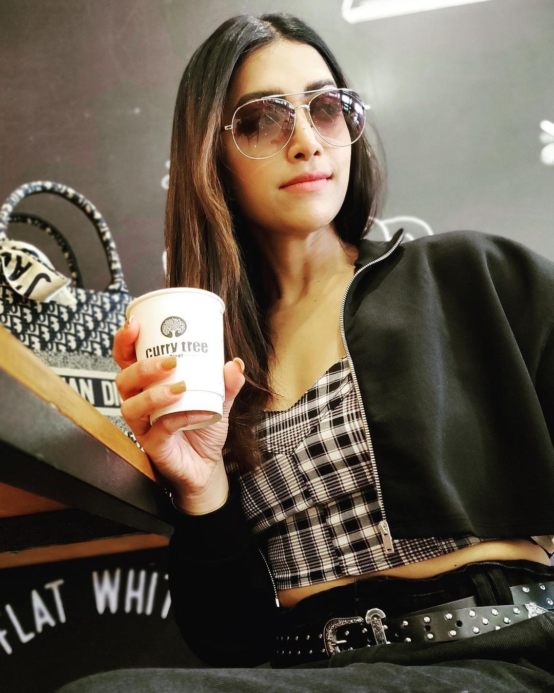 ഷോർട്സില്‍ തിളങ്ങി മംമ്തയും: പൊളിച്ചെന്ന് ആരാധകർ