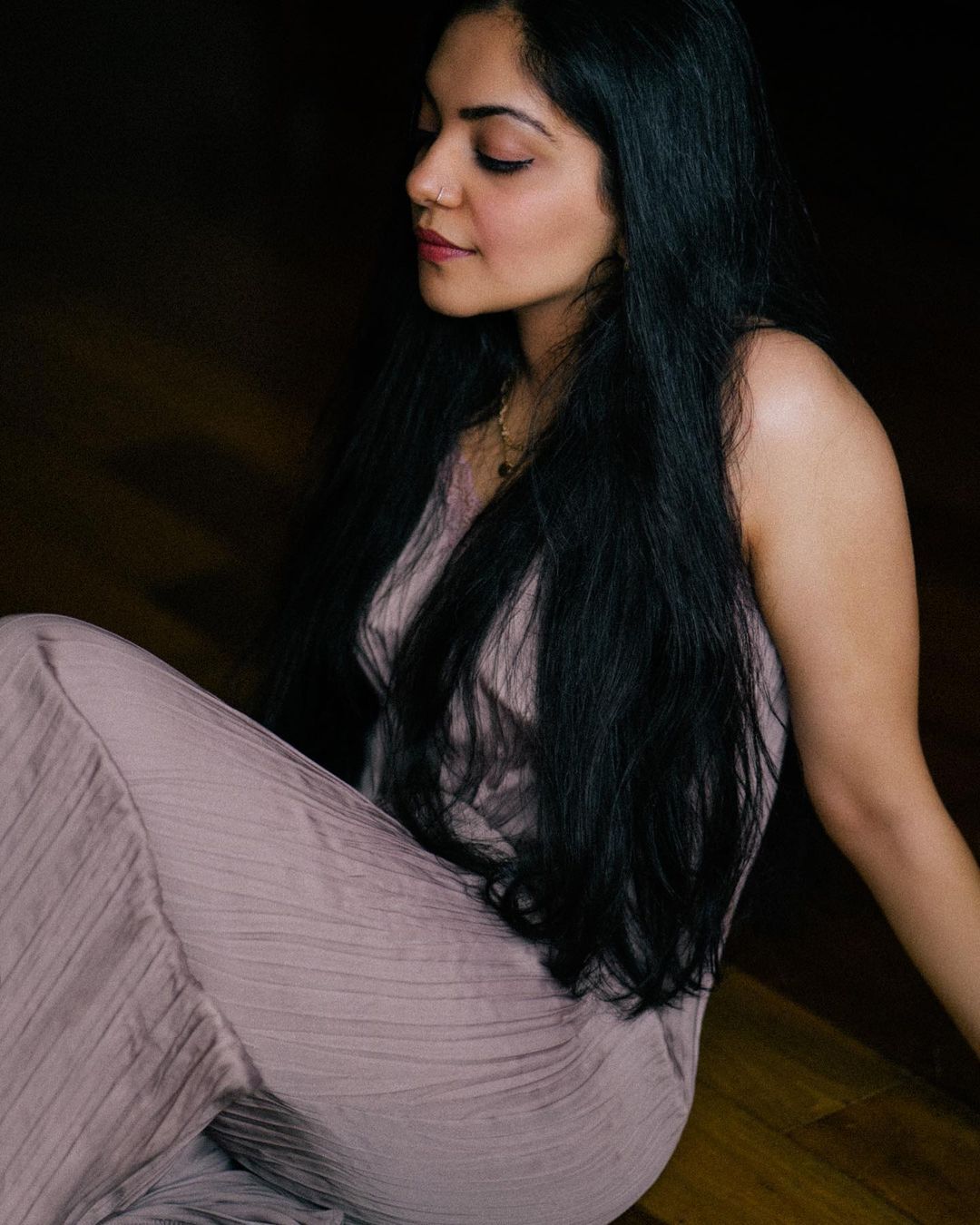   ഹോട്ടാണ്,കിടിലൻ ലുക്കും..നടി അഹാന കൃഷ്ണയുടെ പുതിയ ഫോട്ടോകൾ വൈറൽ