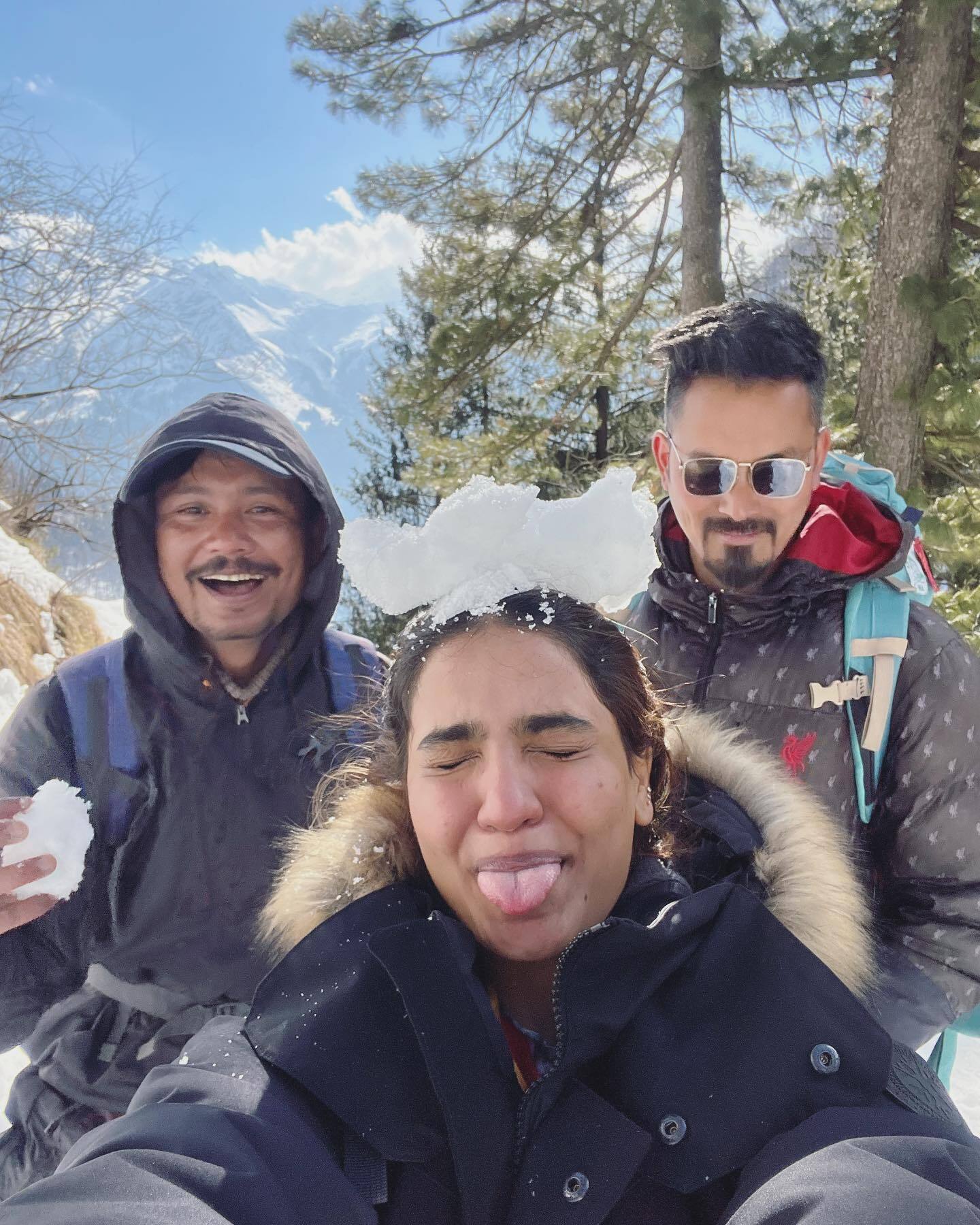 പ്രയാഗ മാര്‍ട്ടിനല്ല; സാരിയില്‍ സൂപ്പര്‍ ലുക്കില്‍ സാനിയ ഇയ്യപ്പന്‍, നടിയുടെ അടിപൊളി ചിത്രങ്ങള്‍