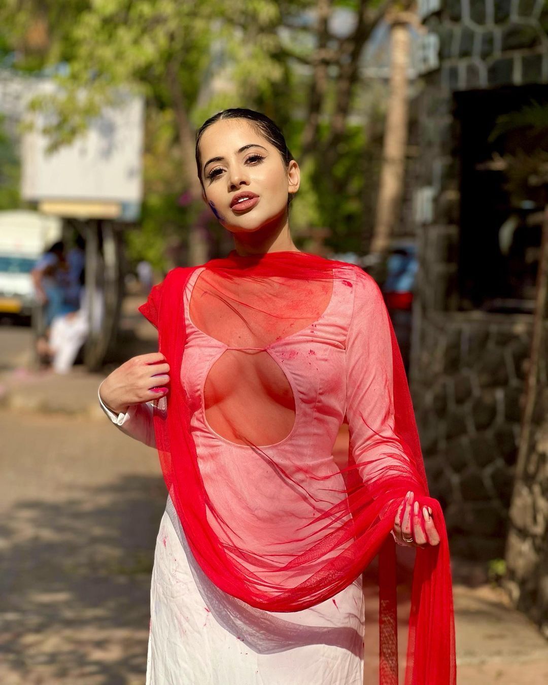 Onlayn porno jurnallardagi fotosuratlarni tomosha qiling