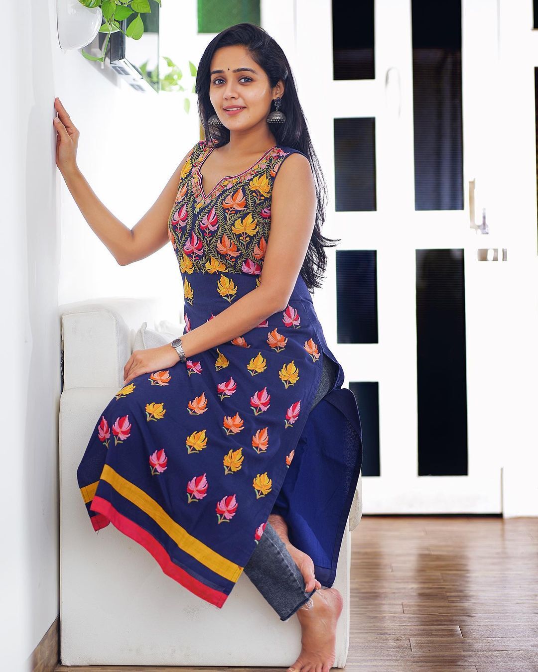 അനന്യ ദാ ഇവിടെയുണ്ട്, വ്യത്യസ്തമായ ഗെറ്റപ്പും: ഏറ്റെടുത്ത് ആരാധകർ