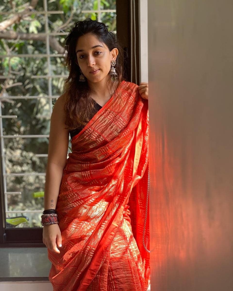 বিকিনি পরে পুলে জলকেলি করছেন আমির খানের মেয়ে ইরা, ইন্টারনেটে ভাইরাল ছবি