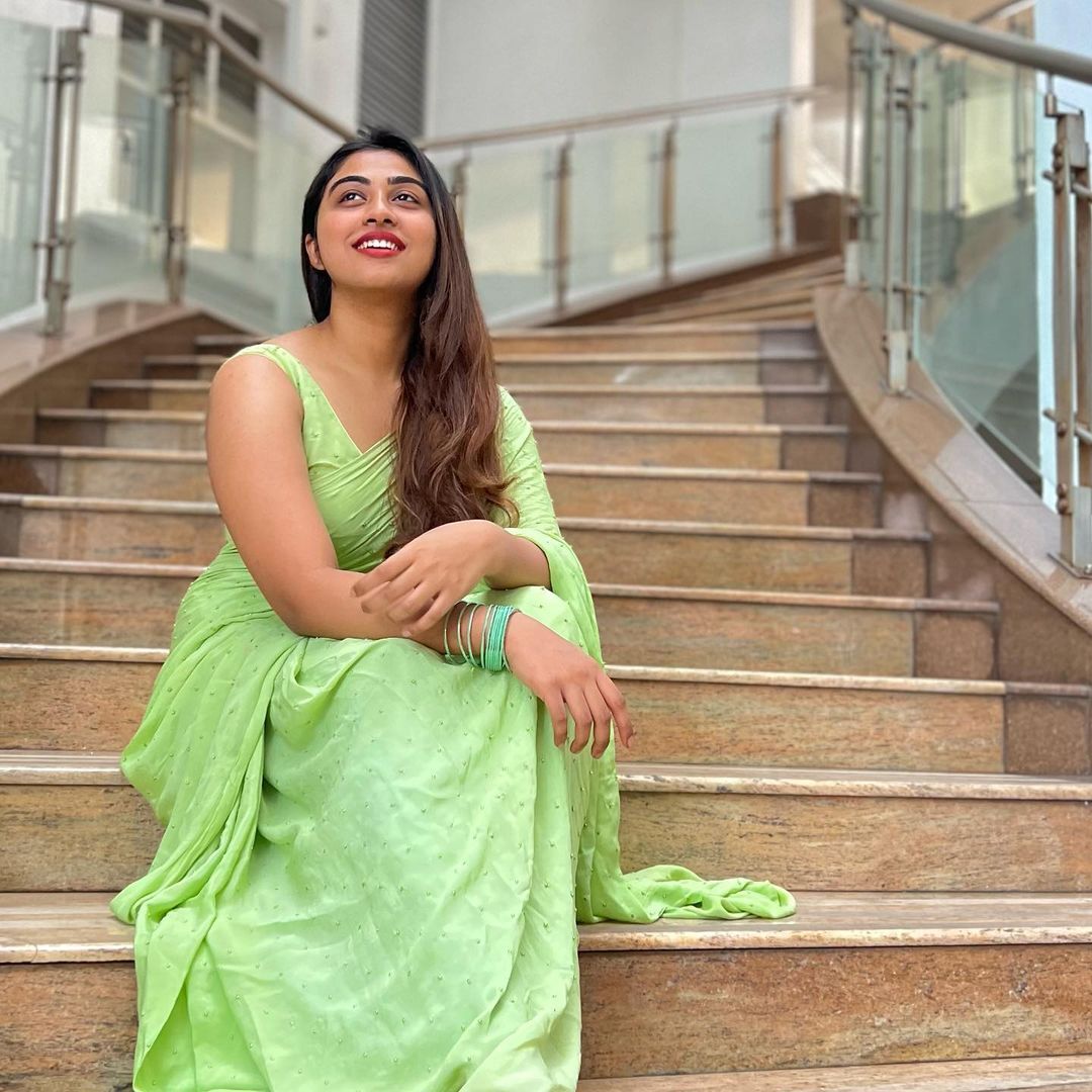 ഇത് ബിന്ദുപണിക്കരുടെ മകള്‍ കല്യാണി: വമ്പന്‍ ലുക്ക്: ഏറ്റെടുത്ത് ആരാധകർ