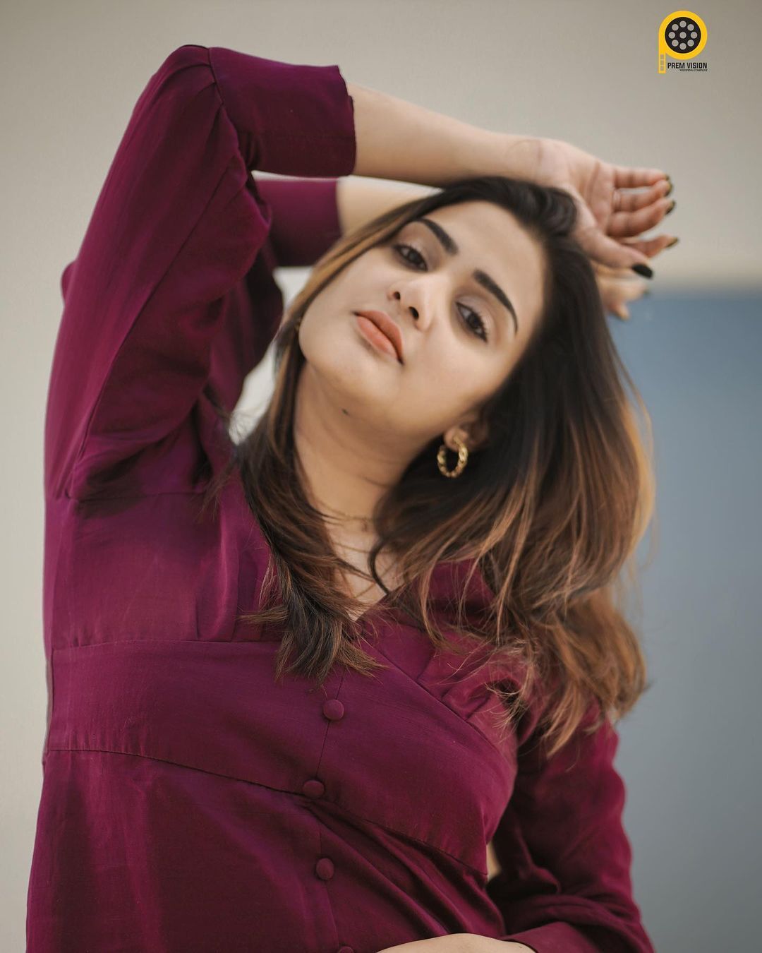 ഞങ്ങളുടെ അതിഥി തന്നെയാണോ ഇത്; എന്തൊരു ലുക്ക്, ഒന്നും പറയാനില്ല ...