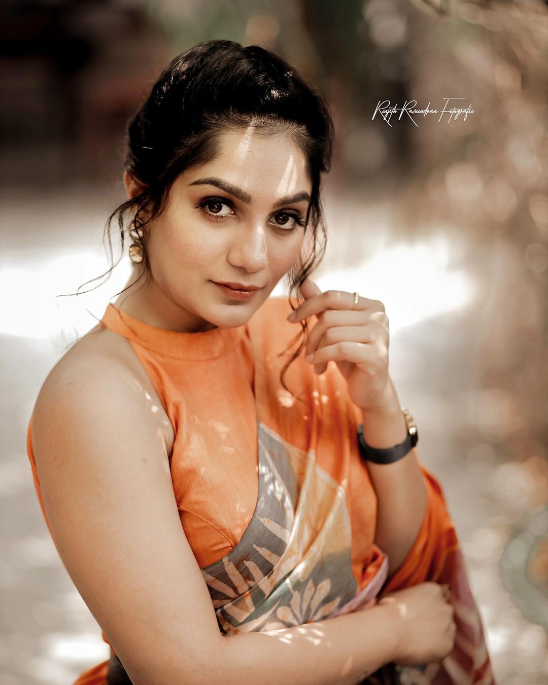 സാരിയഴകില്‍ സ്റ്റൈലിഷായി ആര്യ; എന്തൊരു ക്യൂട്ടാണെന്ന് ആരാധകര്‍, വൈറല്‍ ചിത്രങ്ങള്‍