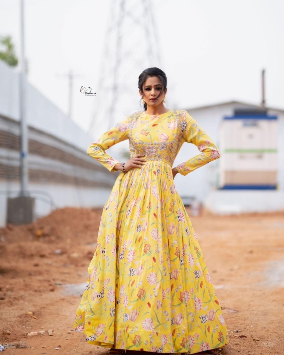 ആറ്റിറ്റിയൂഡ്... ആറ്റിറ്റിയൂഡ്; പ്രിയാമണിയുടെ പുത്തന്‍ ചിത്രങ്ങള്‍ കണ്ടോ