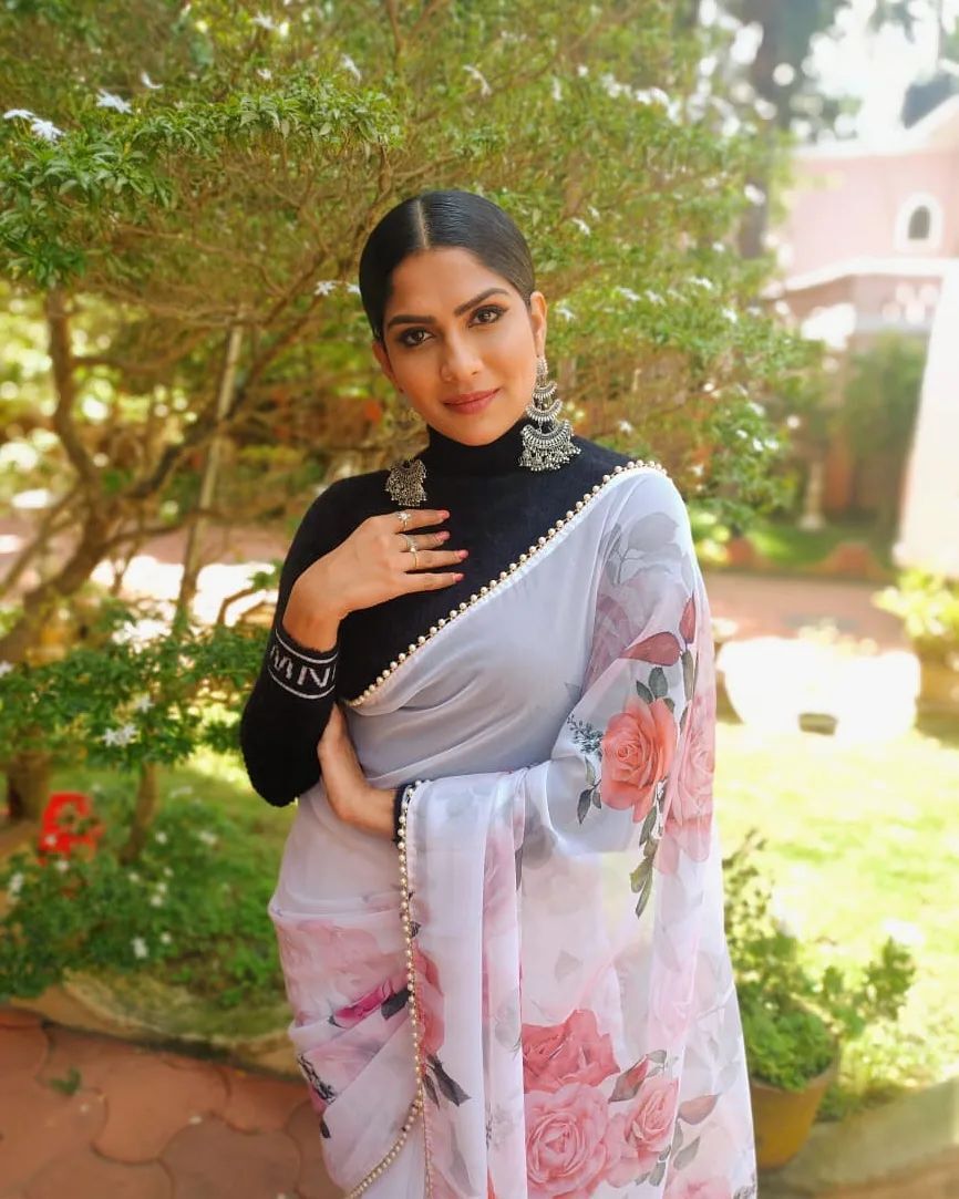 ഇതാണല്ലേ ക്ലാസിക് ബ്യൂട്ടി....സ്വാസികയുടെ പുതിയ ചിത്രങ്ങള്‍ ഏറ്റെടുത്ത് ആരാധകര്‍