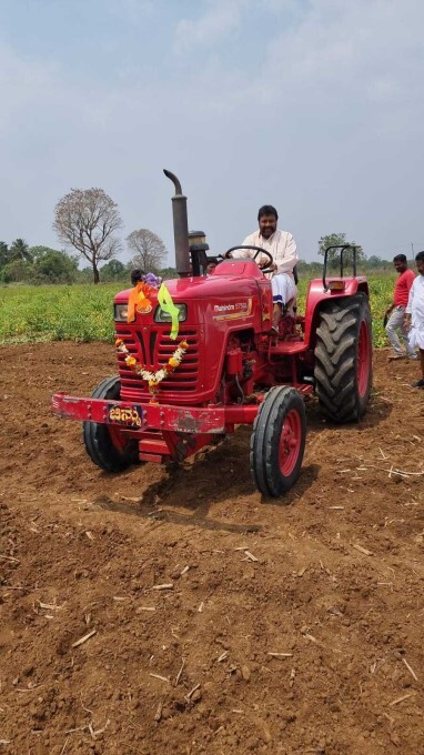 Agriculture Minister BC Patil celebrates Ugadi festival