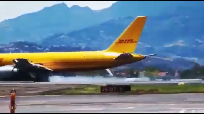 Cargo plane splits into two Part as it makes emergency landing