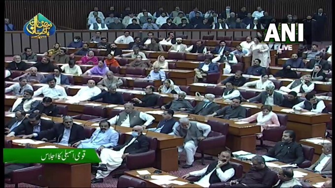 Pakistan National Assembly meets in Islamabad