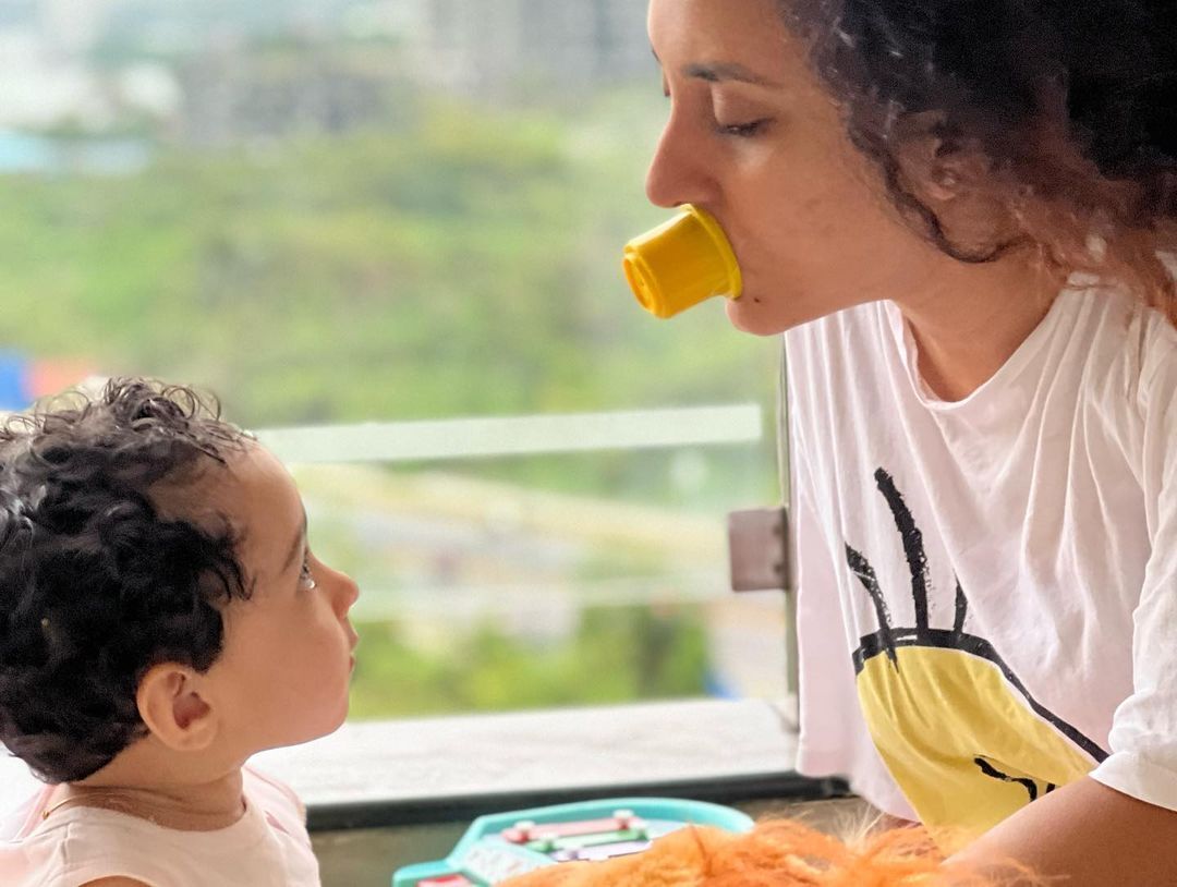 കുഞ്ഞിനൊപ്പം ഹാപ്പിയാണ്;  പേർളി മാണിയുടെ ചിത്രങ്ങളോ ? വൈറൽ ആണ്