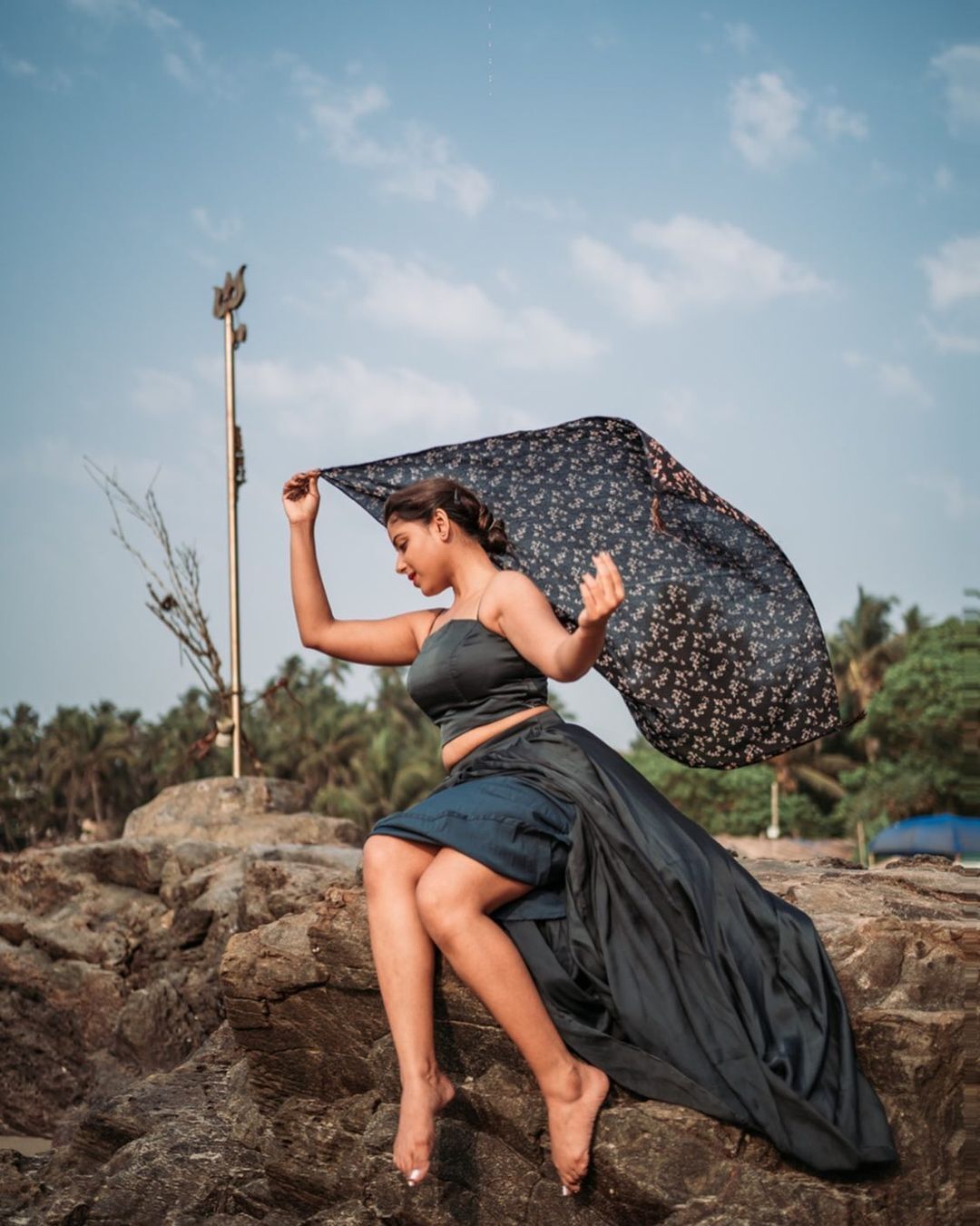 PHOTOS : கருப்பு உடையில் கிறங்கடிக்கும் நடிகை சினேகா பால்... ரசிக்க வைக்கும் லேட்டஸ்ட் படங்கள் இதோ! 