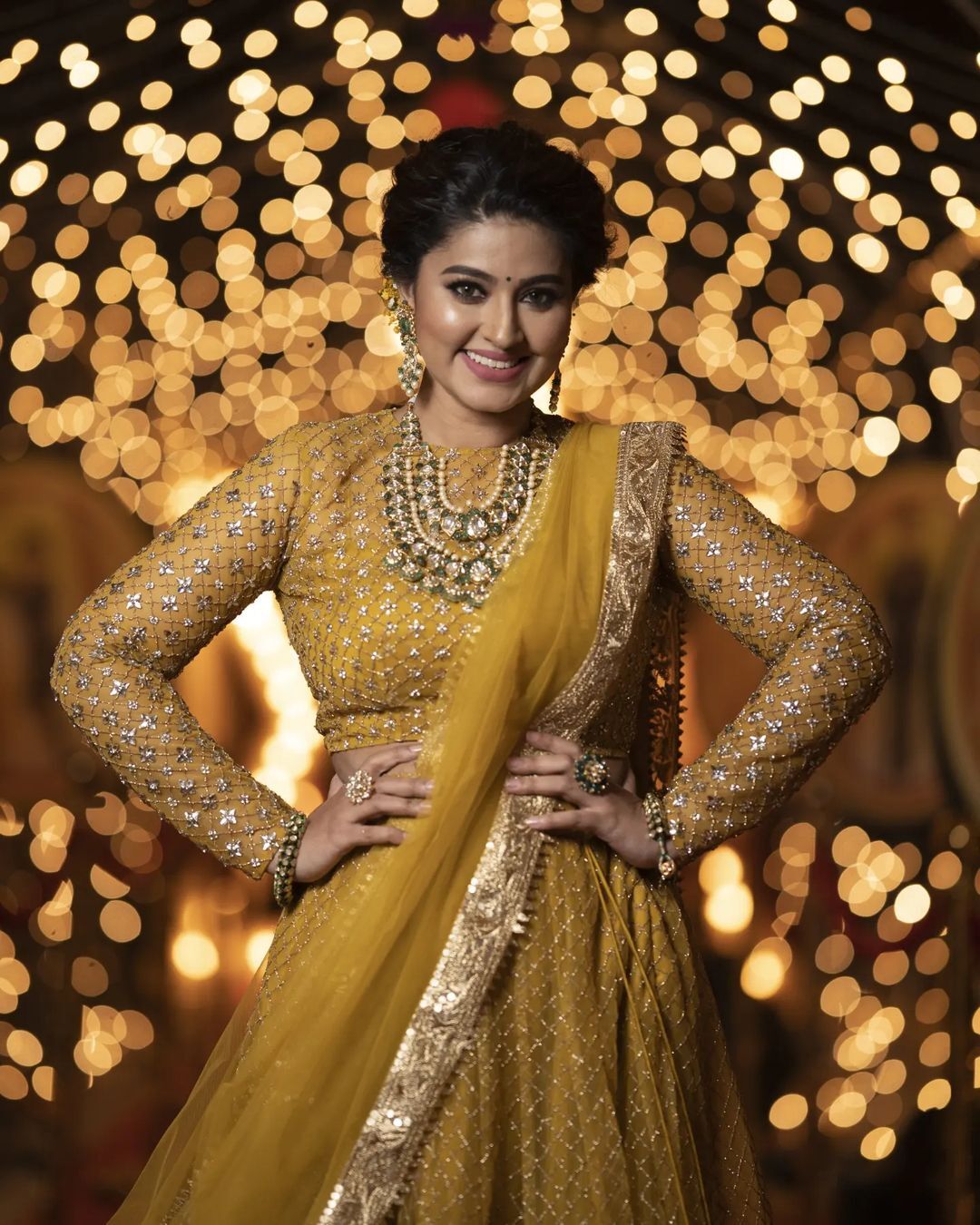 ഇതാര് ദേവസേനയോ; പൊളി ലുക്കിലാണല്ലോയെന്ന് ആരാധകര്‍, സ്‌നേഹയുടെ വൈറല്‍ ചിത്രങ്ങള്‍