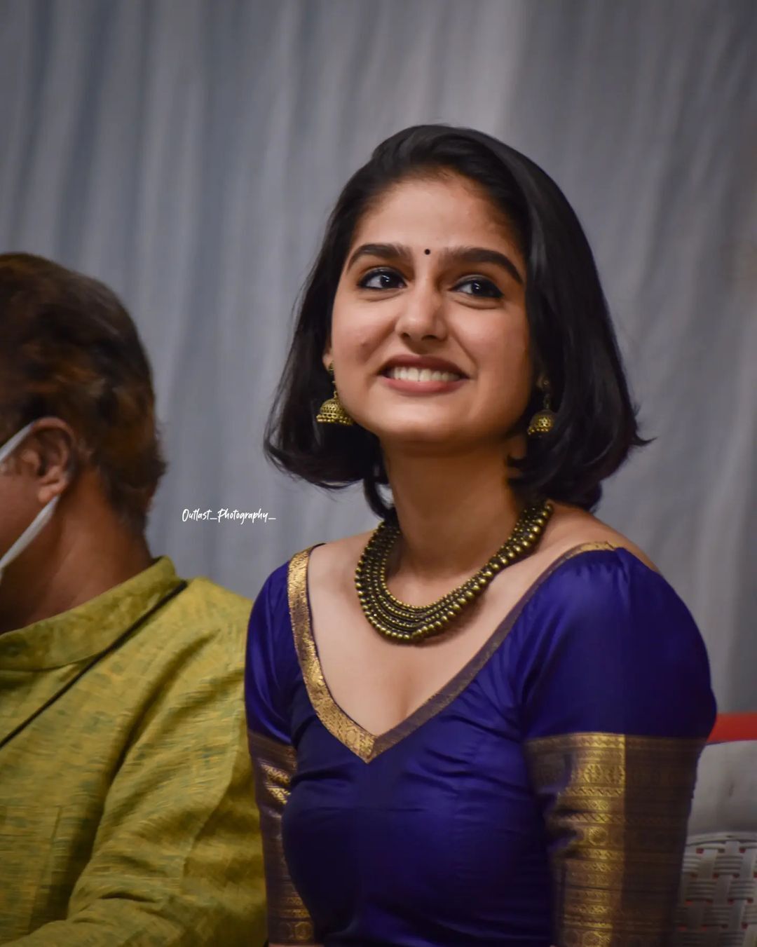 പട്ടുപാവാടയില്‍ അതിസുന്ദരിയായി അനശ്വര രാജന്‍; എന്തൊരു ഭംഗിയെന്ന് ആരാധകര്‍