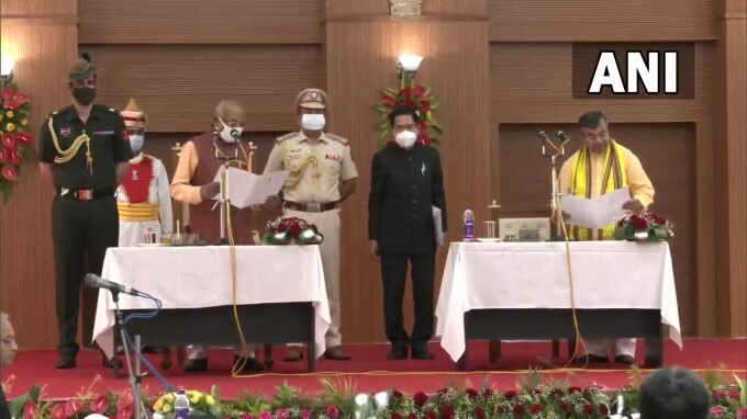 മണിക് സാഹയ്ക്ക് 11 അംഗ ടീം; ഒരു വര്‍ഷം കൊണ്ട് ത്രിപുര കാത്തിരിക്കുന്നതെന്ത്