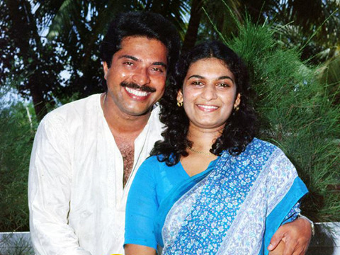 43 വർഷത്തെ കൂട്ട്, വിവാഹ വാർഷികം ആഘോഷിച്ച് മമ്മൂട്ടിയും സുൽഫത്തും, അപൂർവ ചിത്രങ്ങൾ കാണാം