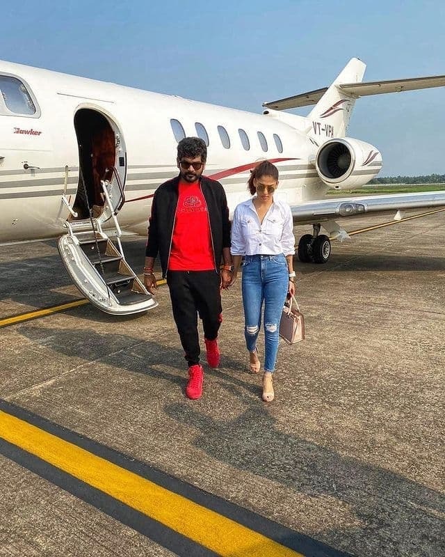 കണ്‍മണിക്കൊപ്പം പുണ്യകേന്ദ്രത്തില്‍; നയന്‍താരയുടെ പുതിയ ചിത്രവുമായി വിഘ്‌നേഷ് ശിവന്‍