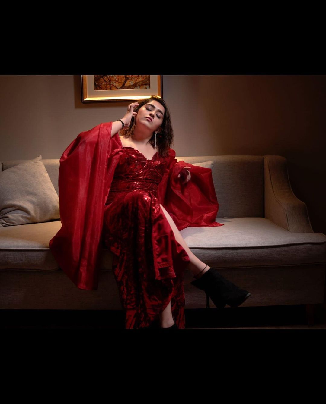 ചെന്താരകം പോല്‍: സൂപ്പർ ഗ്ലാമറസ് സുന്ദരിയായി സനൂഷ- വൈറലായി പുതിയ ചിത്രങ്ങള്‍