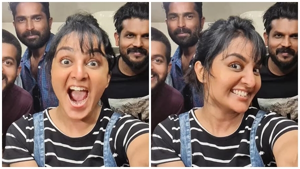   'സനൽ കുമാറിനുള്ള മറുപടിയോ?' കൂട്ടുകാർക്കൊപ്പം മഞ്ജുവിന്റെ കിടിലിൻ സെൽഫികൾ.. വൻ വൈറൽ 