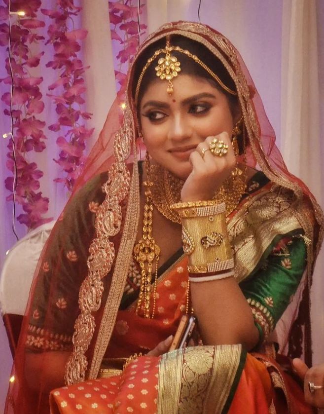 ভক্তদের মনে ঝড় তুলতে পারেন টেলি অভিনেত্রী ঐন্দ্রিলা বোস, দেখুন তাঁর এই ছবিগুলি