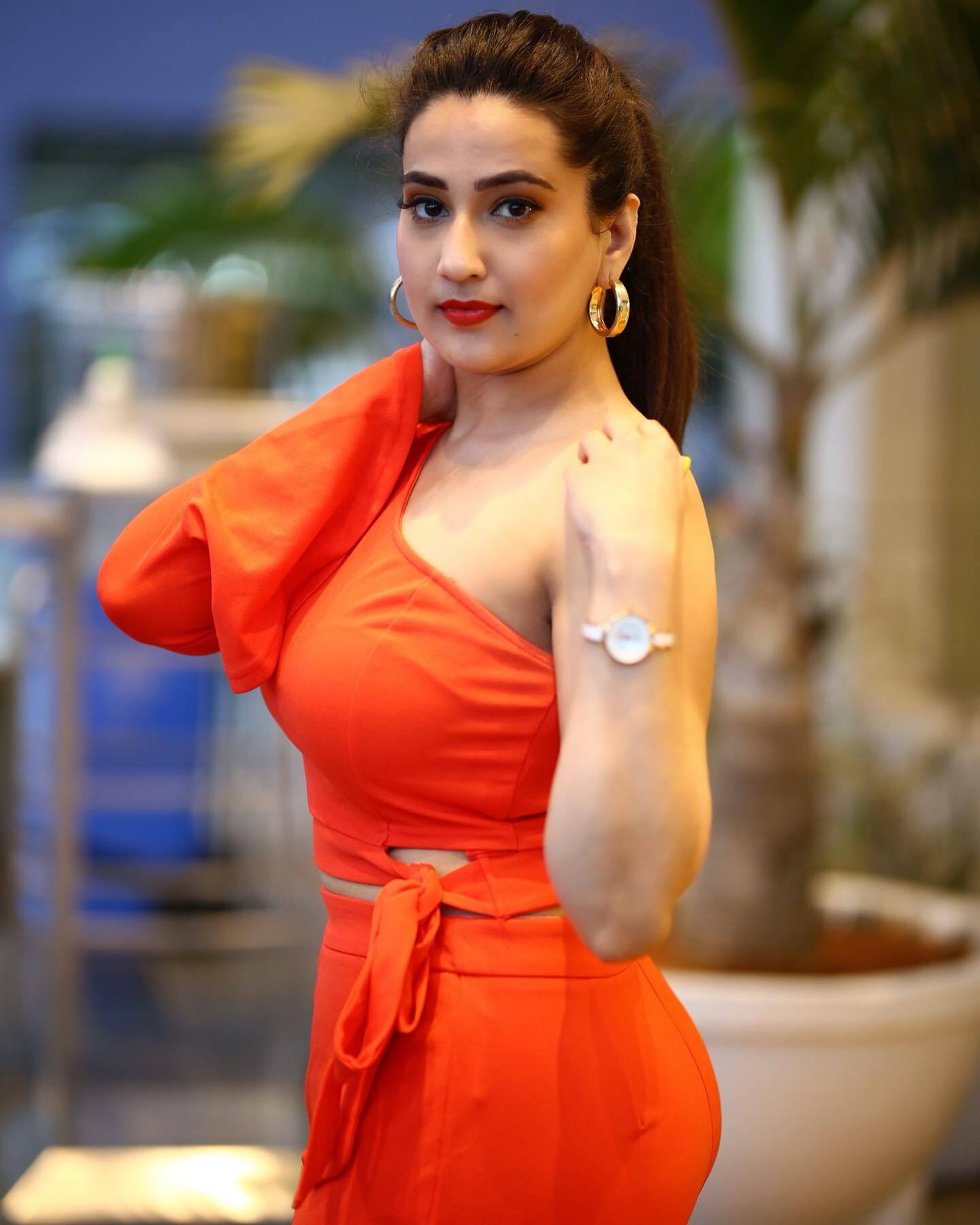 మంజూషాను ఇలా చూస్తే తట్టుకోగలరా..!!