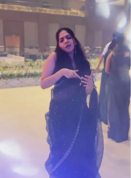 ചില്ലംപൊളി ഡാന്‍സ്, ലുക്ക് അതിലപ്പുറം: പൊളിച്ചടുക്കി അഹാന കൃഷ്ണ