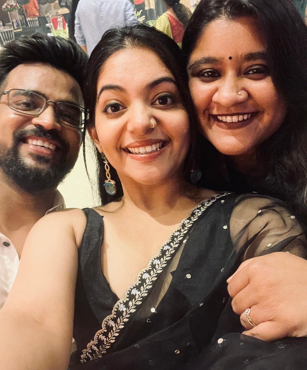 ചില്ലംപൊളി ഡാന്‍സ്, ലുക്ക് അതിലപ്പുറം: പൊളിച്ചടുക്കി അഹാന കൃഷ്ണ