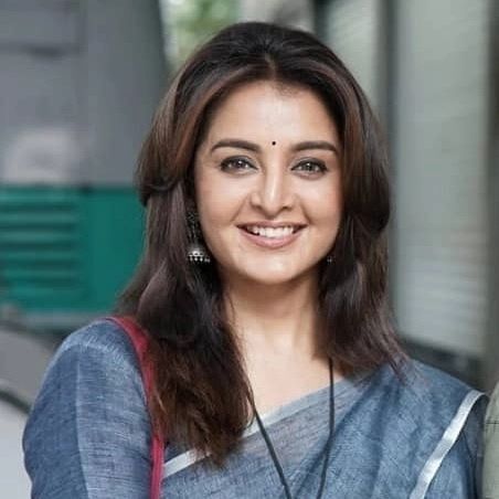 തള്ളിമറിക്കുവാണല്ലോ മഞ്ജു ചേച്ചീ; വൈറലായി മഞ്ജു വാര്യറുടെ പുതിയ ചിത്രങ്ങള്‍