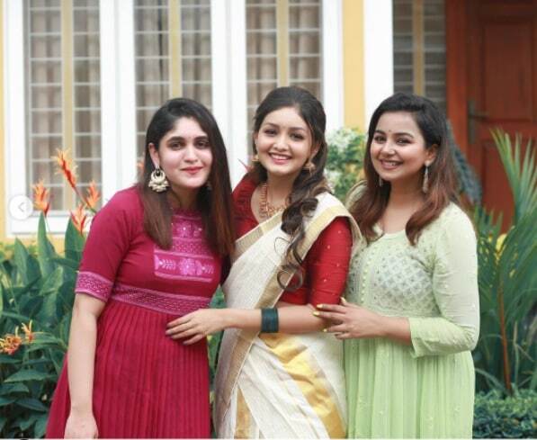 പത്തുവര്‍ഷം നീണ്ട പ്രണയം; മധുരം ഇരട്ടിയാക്കി മിഥുന്‍ മുരളിയുടെ വിവാഹം... ചിത്രങ്ങള്‍ കാണാം