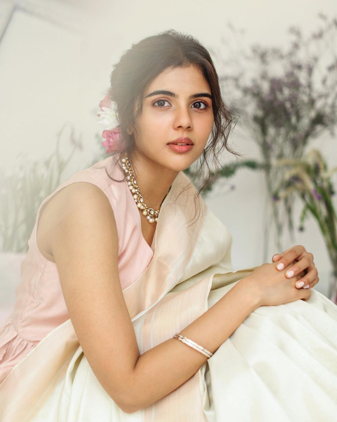   കല്യാണി മഞ്ഞയിൽ ആറാടുകയാണ്',കിടിലൻ ചിത്രങ്ങളിൽ കണ്ണു തള്ളി ആരാധകർ ,വൈറൽ