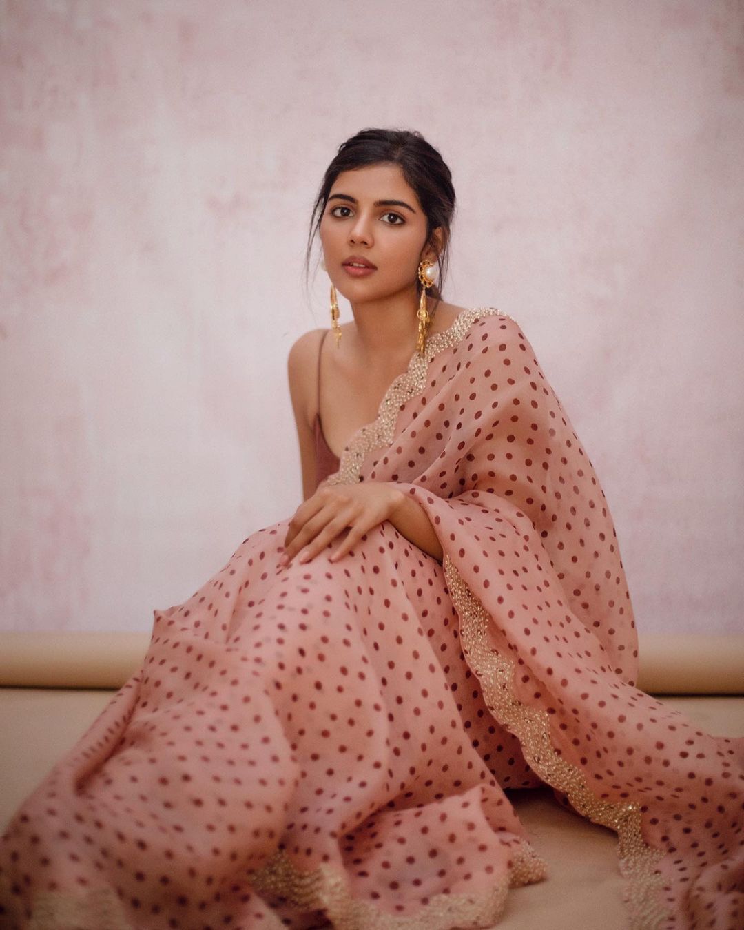   കല്യാണി മഞ്ഞയിൽ ആറാടുകയാണ്',കിടിലൻ ചിത്രങ്ങളിൽ കണ്ണു തള്ളി ആരാധകർ ,വൈറൽ